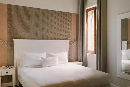 Salute Palace powered by Sonder image 3