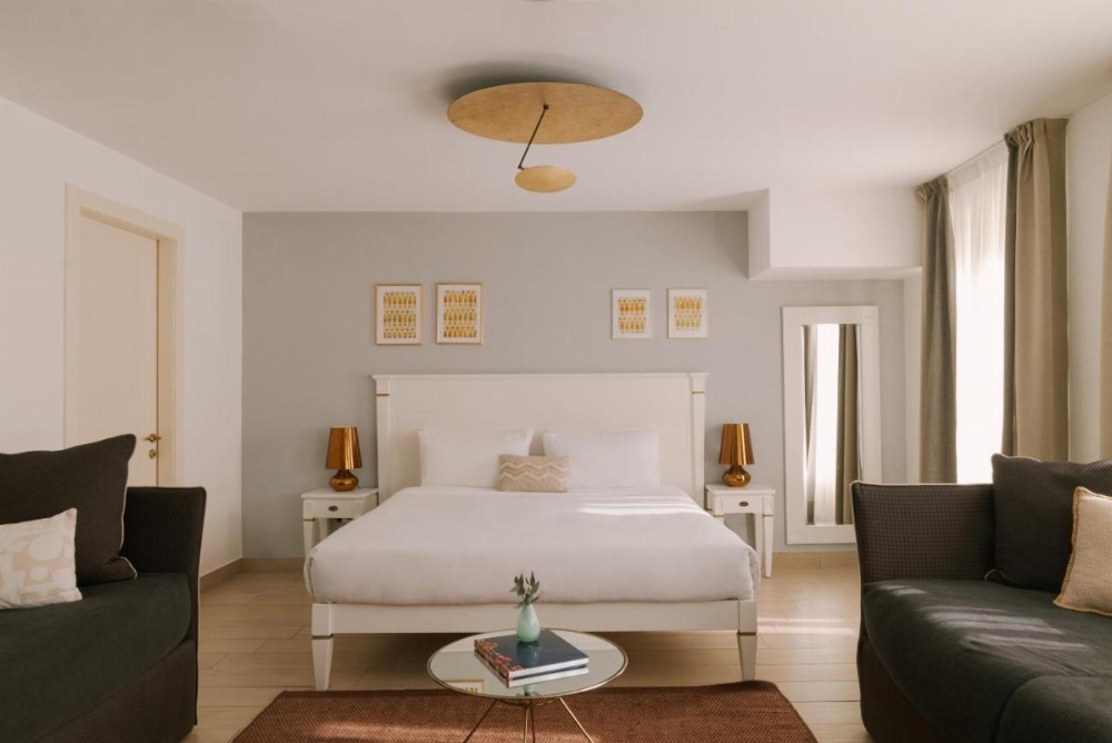 Salute Palace powered by Sonder